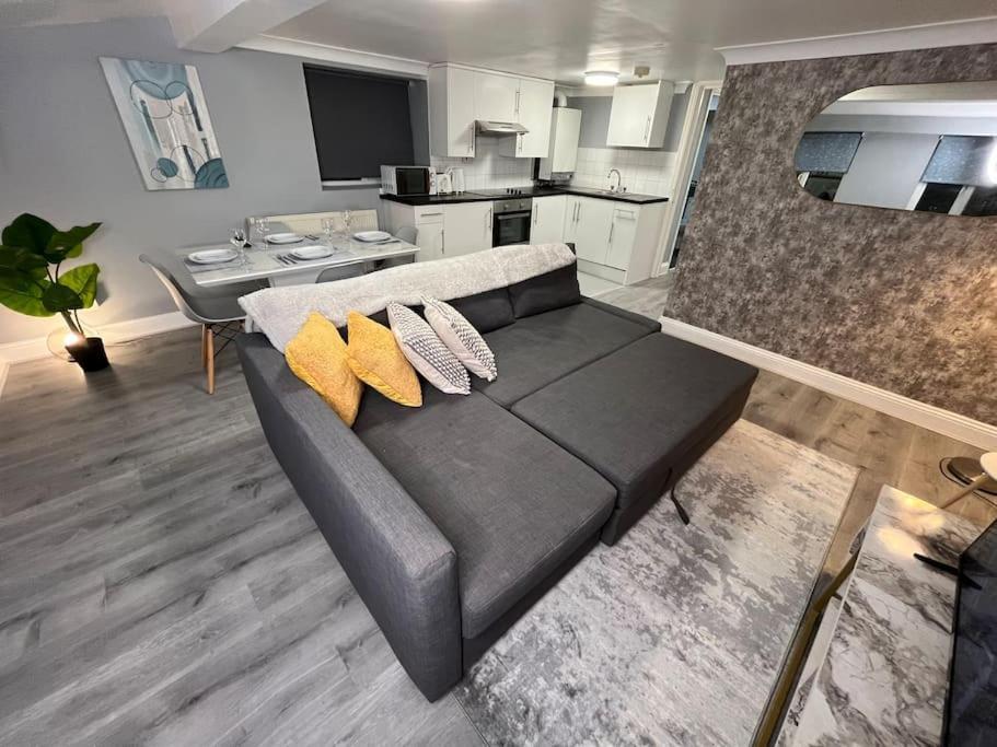 Modern With Stylish Terrace - Your London Oasis! Esterno foto